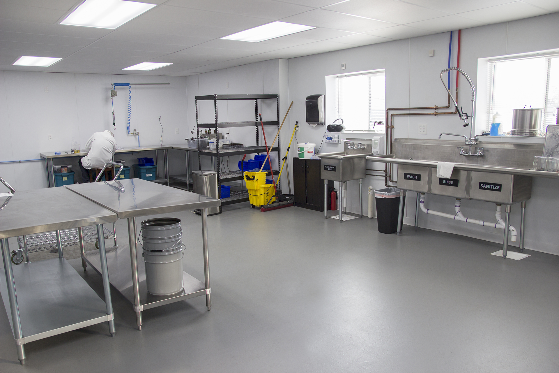 US Hemp Wholesale Hemp Oil Laboratory Facility